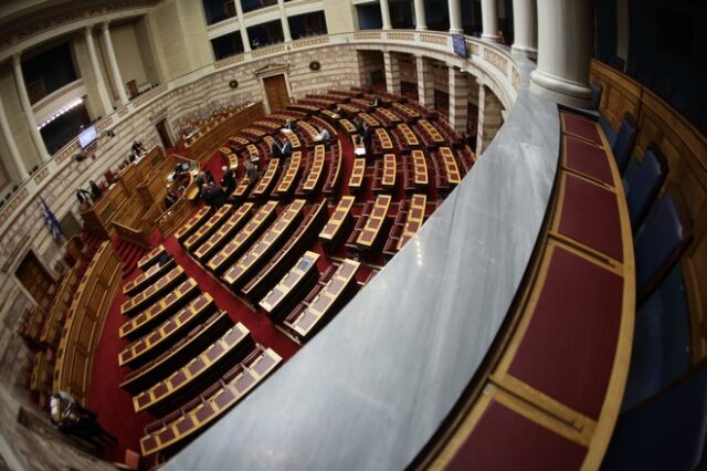 Τέλη Απριλίου η ψήφιση του νομοσχεδίου για τον εξωδικαστικό