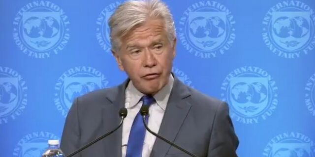 Αποφεύγει εκτιμήσεις για συμφωνία και το ΔΝΤ ενόψει Μάλτας