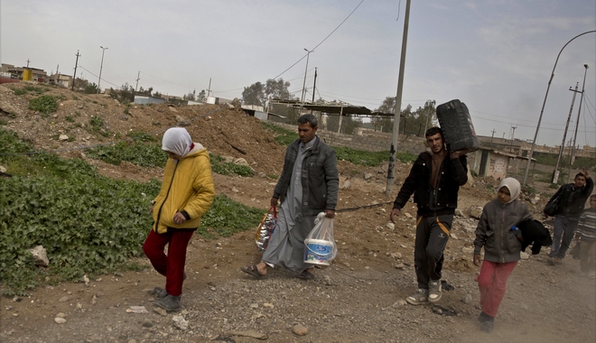Ιράκ: Περισσότεροι από 493.000 οι εκτοπισμένοι από τις μάχες στη Μοσούλη