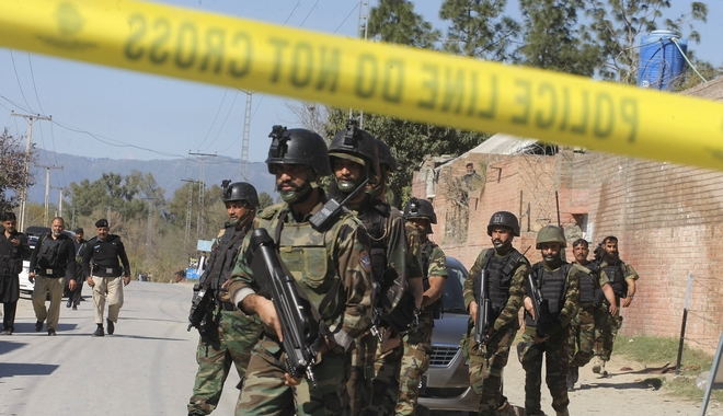 Πακιστάν: Έκρηξη βόμβας με τουλάχιστον 10 νεκρούς