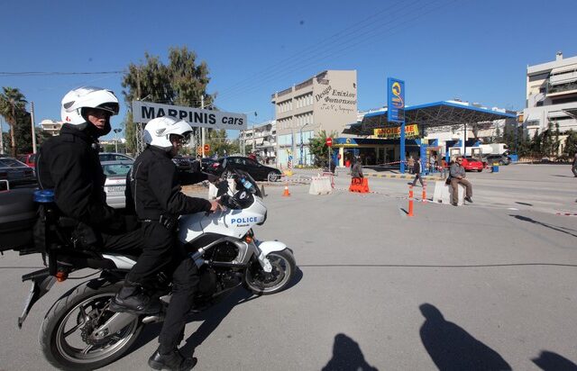 Δύο ληστείες σε πρατήρια καυσίμων τα ξημερώματα