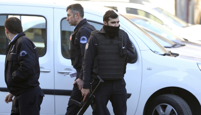 Κωνσταντινούπολη: Έκρηξη σε λεωφορείο με πέντε τραυματίες