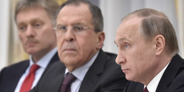 Η Μόσχα ζητά αυτοσυγκράτηση για τη Β. Κορέα και σεβασμό στο τουρκικό δημοψήφισμα