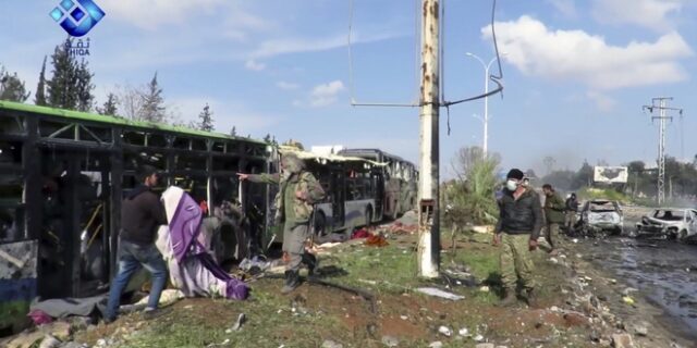 Συρία: Στους 126 οι νεκροί από την επίθεση σε κομβόι λεωφορείων με αμάχους