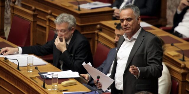Έκκληση Σκουρλέτη στα κόμματα για συναίνεση στο θέμα των συμβασιούχων