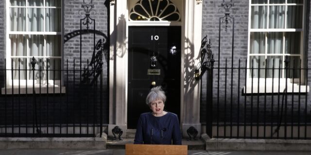 Μεγάλη Βρετανία: Πρόωρες εκλογές ανακοίνωσε η Μέι