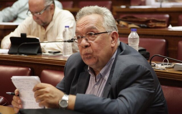 Λήστεψαν βουλευτή του ΣΥΡΙΖΑ στη Θήβα