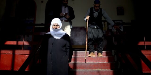 Νεκροί από πυροβολισμούς κοντά σε εκλογικό τμήμα στο Ντιγιάρμπακιρ