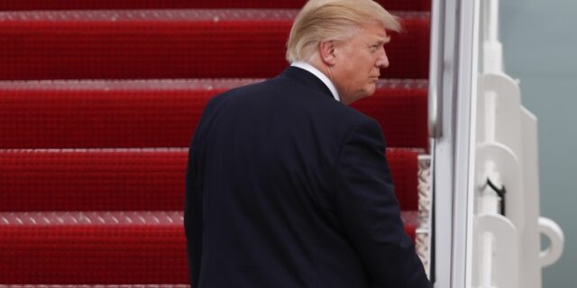 Τραμπ στον Κιμ Γιονγκ Ουν: ‘Κάθισε φρόνιμα’