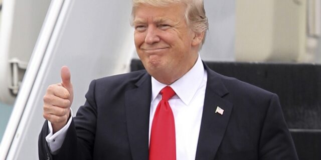 Ο Τραμπ ενέκρινε την προμήθεια όπλων στους μαχητές του YPG