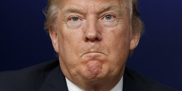 Τραμπ: Προσβολή κατά της ανθρωπότητας η επίθεση στη Συρία