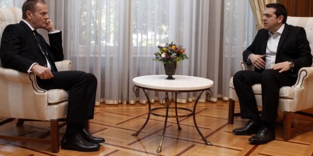 Συγκρατημένα αισιόδοξος για την αξιολόγηση ο Τουσκ