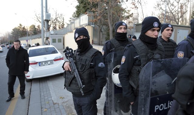 Τουρκία: 803 συλλήψεις υπόπτων για συνδέσεις με το κίνημα Γκιουλέν