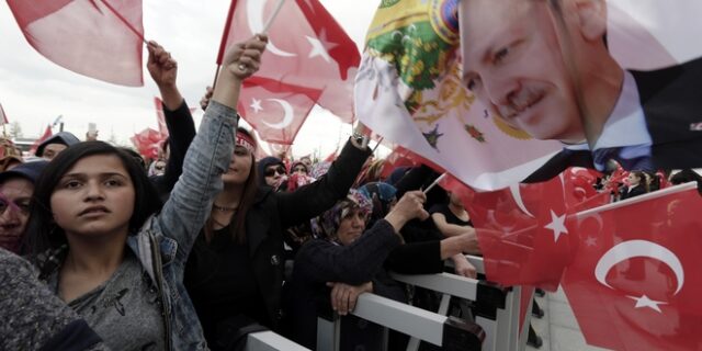 Ανώτατο Εκλογικό Συμβούλιο Τουρκίας: Καμία νοθεία. Έγκυρο το δημοψήφισμα