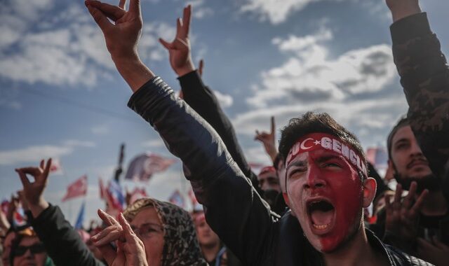 Τουρκία: Διχασμός ενόψει δημοψηφίσματος