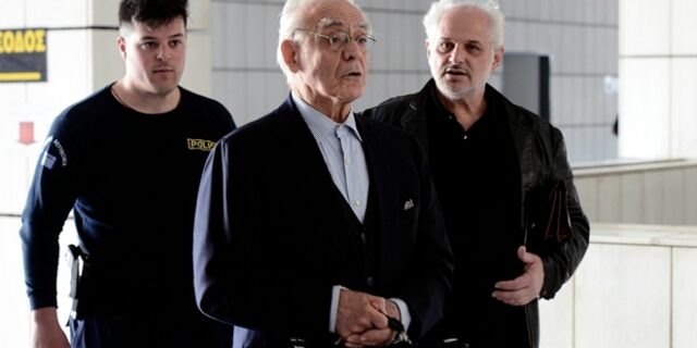 Συμφωνείτε με την αποφυλάκιση Τσοχατζόπουλου;