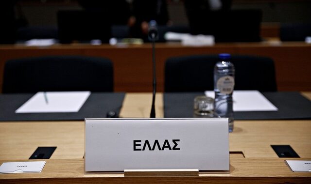 Ψάχνουν τη λύση στις Βρυξέλλες