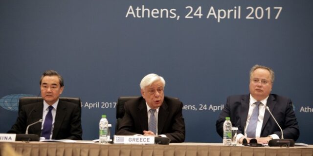 Παυλόπουλος: Να μην αφήσουμε να περάσουν αυτοί που απεργάζονται τη διάλυση της Ευρώπης