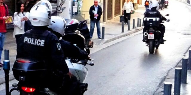 Δραπέτης ο ένας από τους δολοφόνους του συνταξιούχου γιατρού