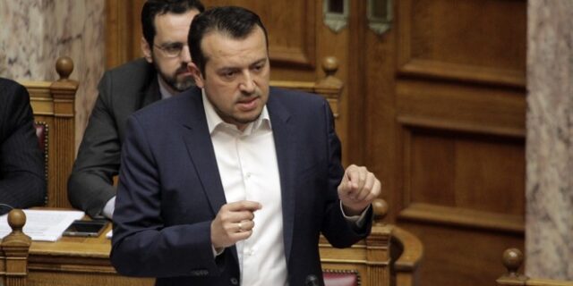 Παππάς για Βενεζουέλα: Φτηνός αντιπερισπασμός διανθισμένος με κουτσομπολιό