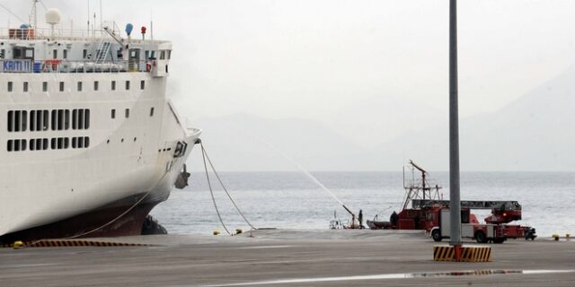 Χίος: Τραυματισμός ανήλικου μετανάστη που κρύφτηκε σε νταλίκα για να ταξιδέψει στον Πειραιά