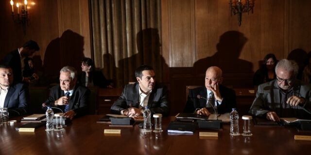 Με το βλέμμα στο χρέος συνεδριάζει Μεγάλη Πέμπτη το υπουργικό