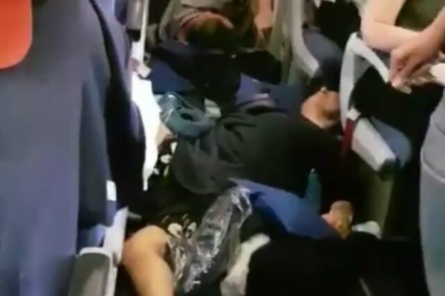 Βίντεο: Τρόμος στον αέρα με 27 τραυματίες από αναταράξεις