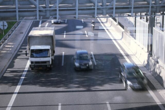 Ένοπλοι άρπαξαν χρηματοκιβώτιο της Αττικής Οδού