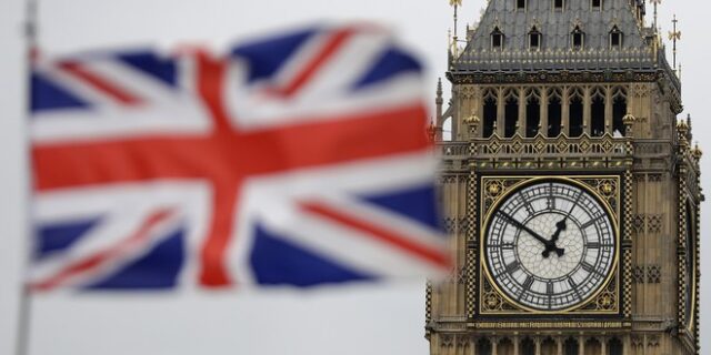 Ο χρησμός Μπαρνιέ για τα δικαιώματα μετά το Brexit