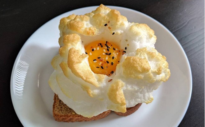 Θα πάει το αυγό, σύννεφο. Νέα γευστική τρέλα στο Instagram