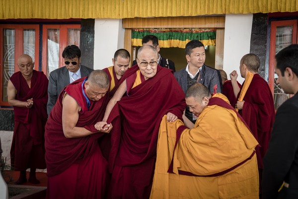 Ο Τραμπ δεν θα δει τον Δαλάι Λάμα και υπάρχει λόγος