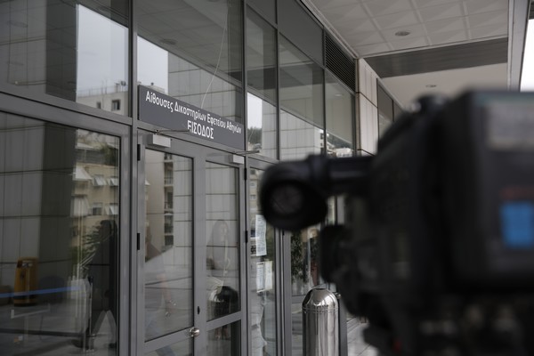 Πυροβολισμοί στο Εφετείο στη δίκη για τον Μάριο Παπαγεωργίου