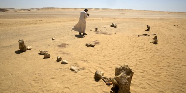 Με αεροπορικές επιδρομές απαντά η Αίγυπτος στη σφαγή των Χριστιανών Κοπτών