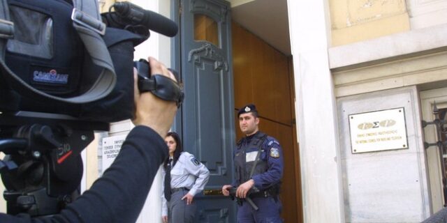 ΕΣΡ: Τέσσερις ως έξι οι τηλεοπτικές άδειες