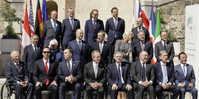 Ο Σόιμπλε ‘βλέπει’ συμφωνία και στο χρέος για την Ελλάδα