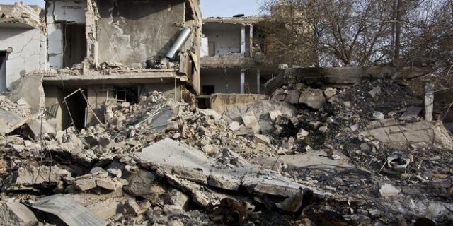 Συρία: 45 νεκροί από επιθέσεις του ISIS σε προσφυγικό καταυλισμό