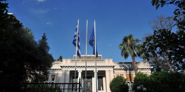 Μαξίμου κατά δικαστών για πόθεν έσχες: Να δούμε ποιος θα κουραστεί πρώτος