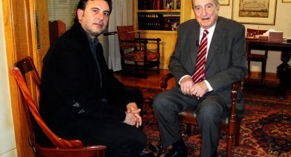 Μηχανή του Χρόνου: Όταν ο Μητσοτάκης αντιμετώπισε το σκληρότερο δίλημμα της ζωής του