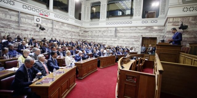 Τα εγκαίνια επί Καραμανλή