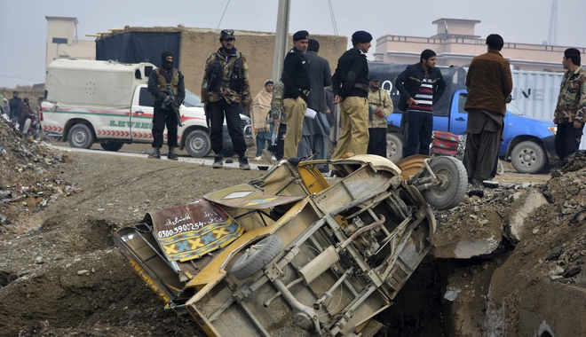 Πακιστάν: Τουλάχιστον ένας νεκρός και 17 τραυματίες από πυρά στη συνοριακή γραμμή
