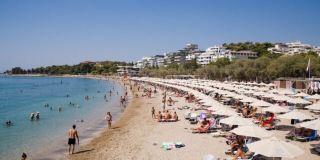 Έλεγχοι στα νερά κολύμβησης ενόψει θερινής περιόδου