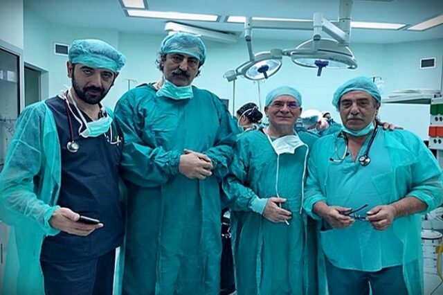 Φωτογραφίες: Ο Πολάκης έκανε χειρουργικές επεμβάσεις στη Ζάκυνθο