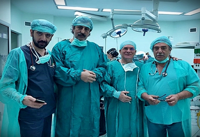 Φωτογραφίες: Ο Πολάκης έκανε χειρουργικές επεμβάσεις στη Ζάκυνθο