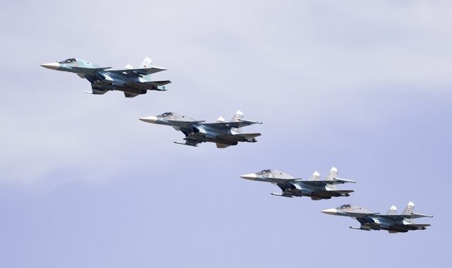 Ρωσικά βομβαρδιστικά αεροσκάφη αναχαιτίστηκαν ανοικτά της Αλάσκας