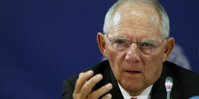 Σόιμπλε: Να ξεκινήσουμε διάλογο με τους μουσουλμάνους