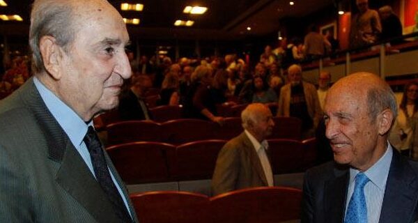 Σημίτης για Μητσοτάκη: Εργάσθηκε για τον εξευρωπαϊσμό της χώρας