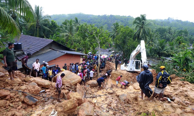 Σρι Λάνκα: Τουλάχιστον 91 νεκροί και 110 αγνοούμενοι από πλημμύρες και κατολισθήσεις