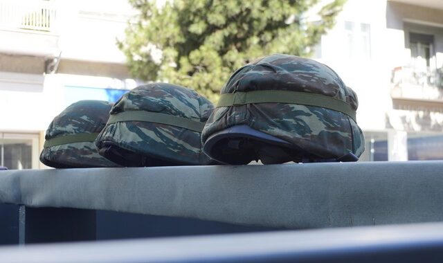 ΕΛΔΥΚ: Τραυματίστηκαν πέντε στρατιώτες σε ατύχημα