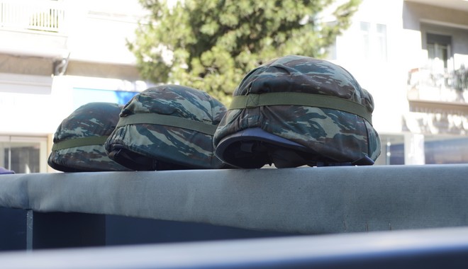 ΕΛΔΥΚ: Τραυματίστηκαν πέντε στρατιώτες σε ατύχημα
