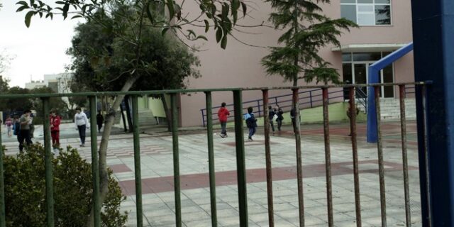 Πρώτο σχολικό κουδούνι με 15.371 αναπληρωτές στη θέση τους
